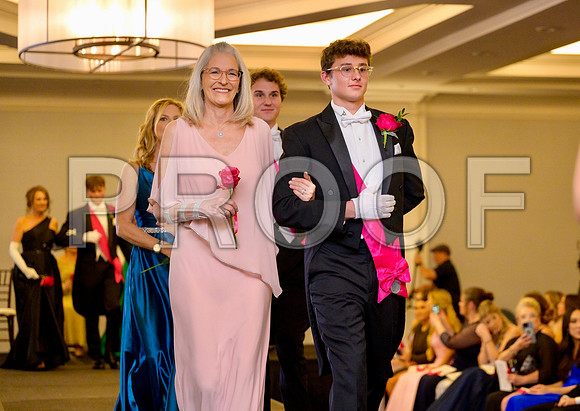 2022-12-18 Debutante Club-4207